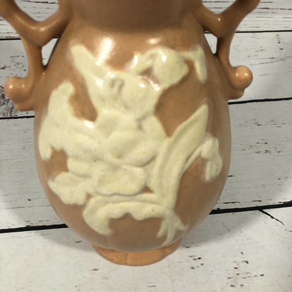 Weller Peach Cameo Floral Vase Urn - Picture 2 of 9